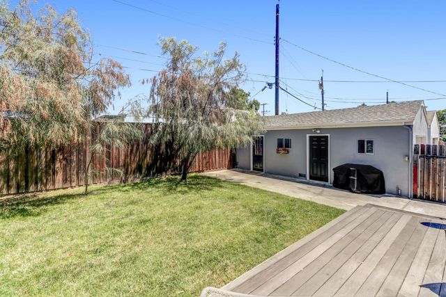 2729 Kroy Way, Sacramento, CA 95817