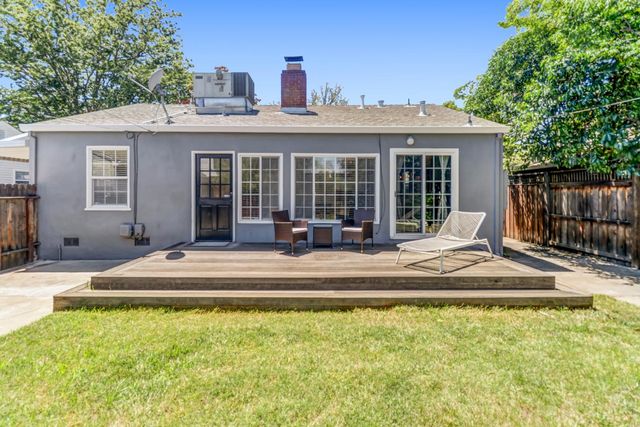 2729 Kroy Way, Sacramento, CA 95817