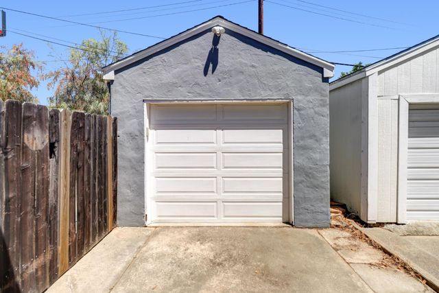 2729 Kroy Way, Sacramento, CA 95817