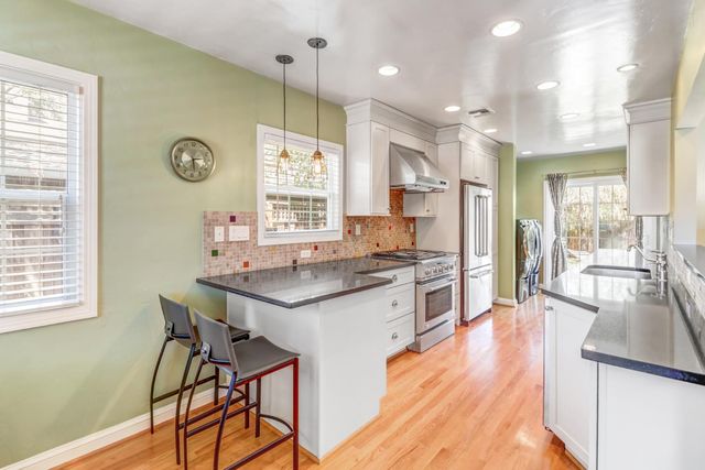 2729 Kroy Way, Sacramento, CA 95817