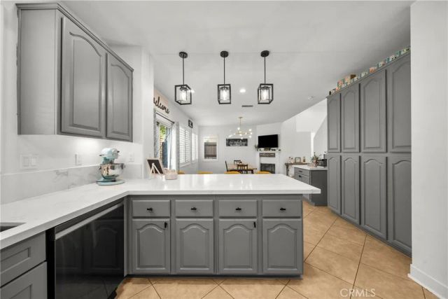 28341 Willow Court, Saugus, CA 91350