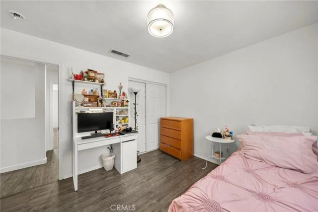 28341 Willow Court, Saugus, CA 91350