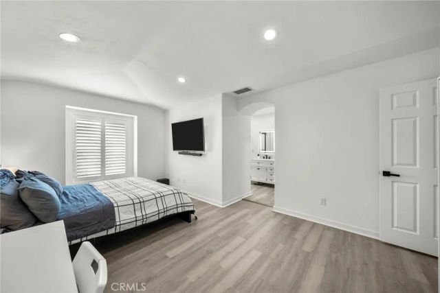 28341 Willow Court, Saugus, CA 91350