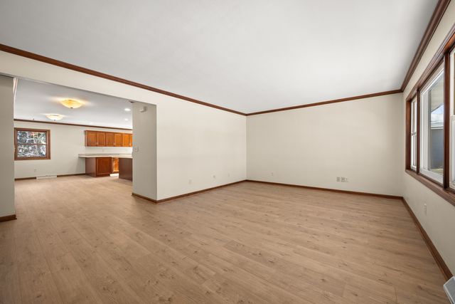 1118 HOLMES Place, Dekalb, IL 60115