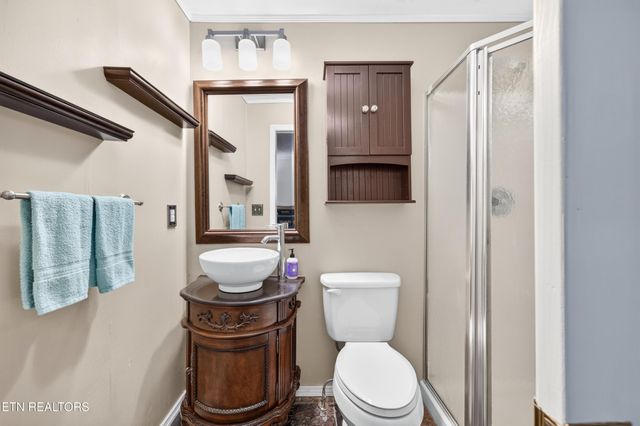 36 Druid Circle, Crossville, TN 38558