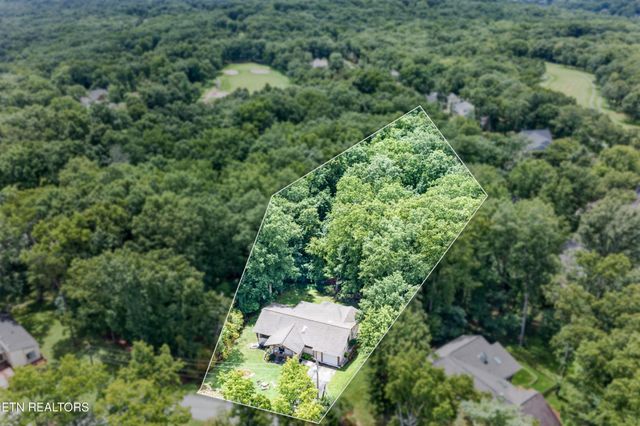 36 Druid Circle, Crossville, TN 38558