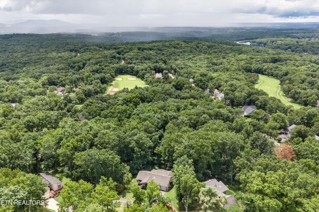 36 Druid Circle, Crossville, TN 38558