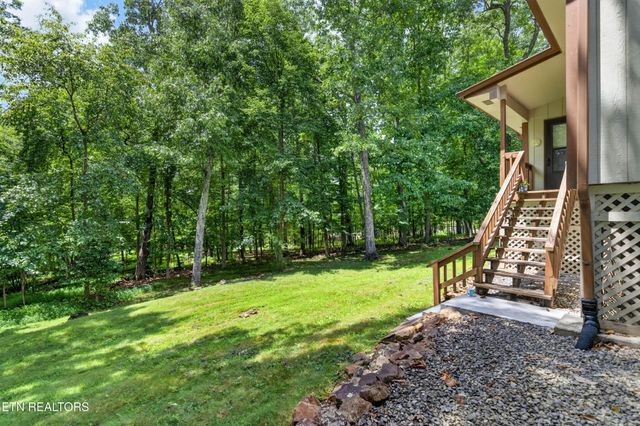 36 Druid Circle, Crossville, TN 38558