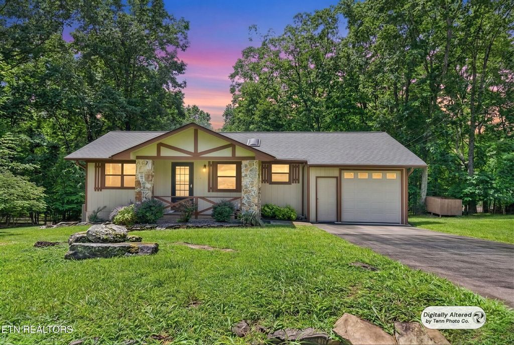 36 Druid Circle, Crossville, TN 38558