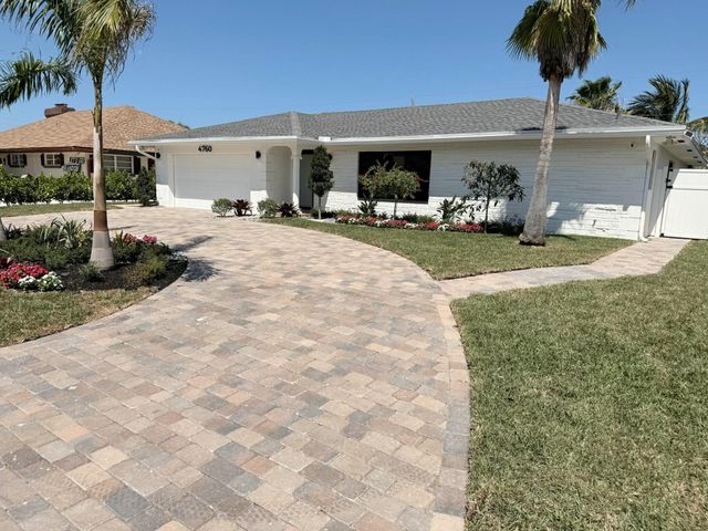 4760 NW 5th Lane, Boca Raton, FL 33431