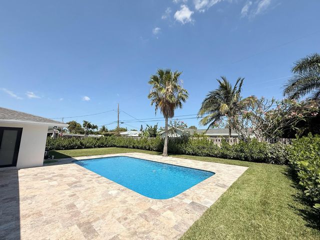 4760 NW 5th Lane, Boca Raton, FL 33431