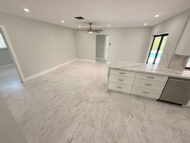 4760 NW 5th Lane, Boca Raton, FL 33431