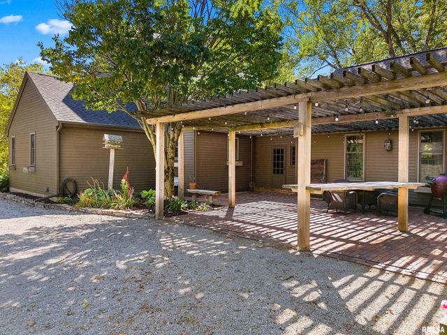 10505 W RIEKENA Road, Mapleton, IL 61547