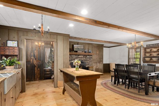 10505 W RIEKENA Road, Mapleton, IL 61547