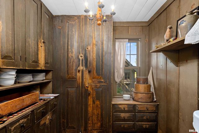 10505 W RIEKENA Road, Mapleton, IL 61547