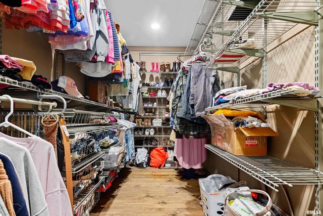 10505 W RIEKENA Road, Mapleton, IL 61547