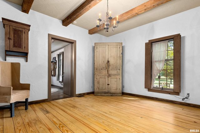 10505 W RIEKENA Road, Mapleton, IL 61547