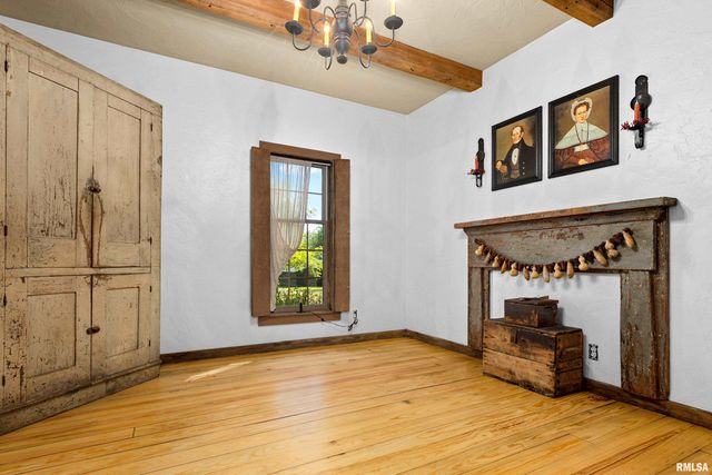 10505 W RIEKENA Road, Mapleton, IL 61547