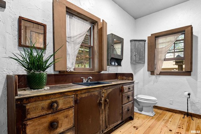 10505 W RIEKENA Road, Mapleton, IL 61547