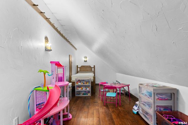 10505 W RIEKENA Road, Mapleton, IL 61547