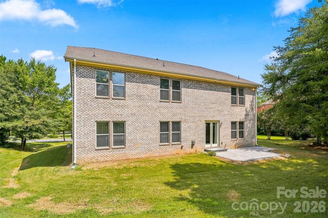 16131 Alsace Drive, Charlotte, NC 28278
