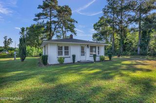 351 Green Swamp Road S, Bolton, NC 28423