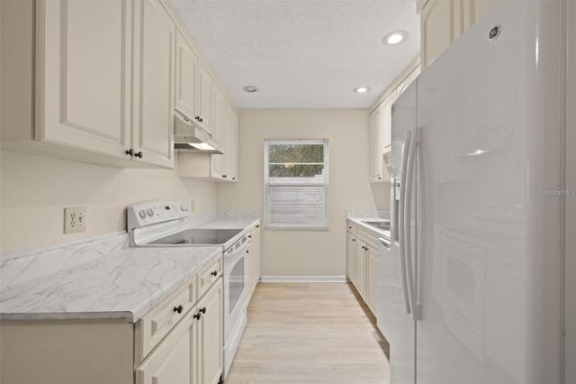 3247 38TH WAY S C, St Petersburg, FL 33711