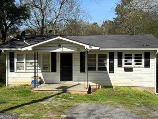 309 Crest Drive, Calhoun, GA 30701
