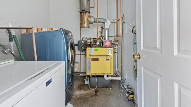 63 Governors Hill 63, West Warwick, RI 02893