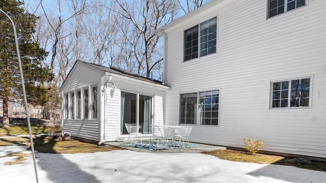 63 Governors Hill 63, West Warwick, RI 02893