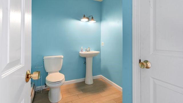 63 Governors Hill 63, West Warwick, RI 02893