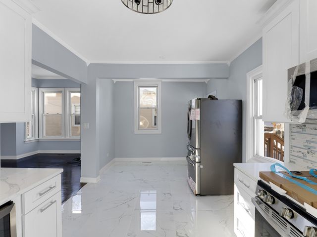 612 S 3RD Avenue, Maywood, IL 60153