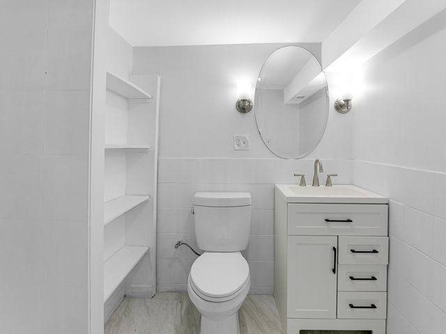 612 S 3RD Avenue, Maywood, IL 60153