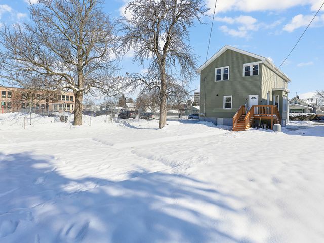 612 S 3RD Avenue, Maywood, IL 60153