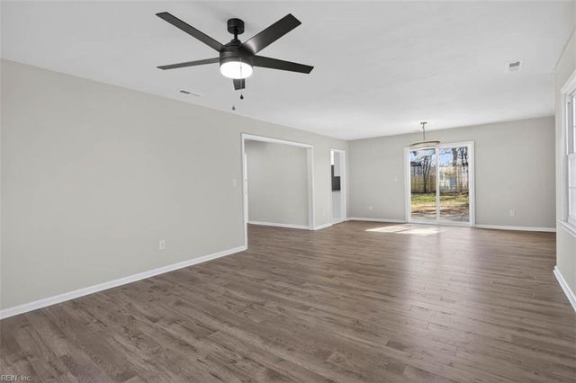 4481 Pissarro DR, Virginia Beach, VA 23456