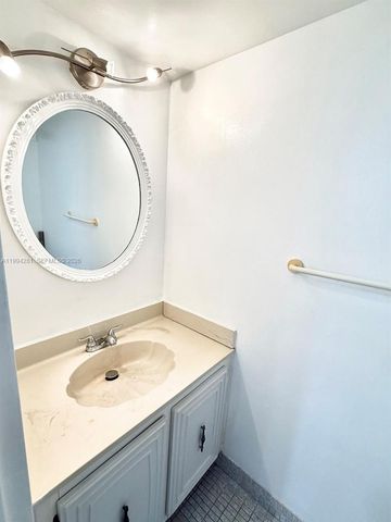 800 Parkview Dr 217, Hallandale Beach, FL 33009