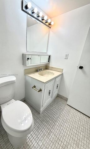 800 Parkview Dr 217, Hallandale Beach, FL 33009