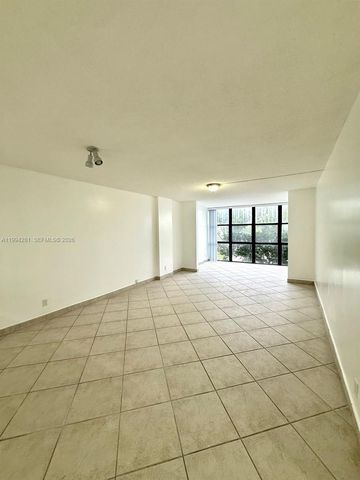 800 Parkview Dr 217, Hallandale Beach, FL 33009