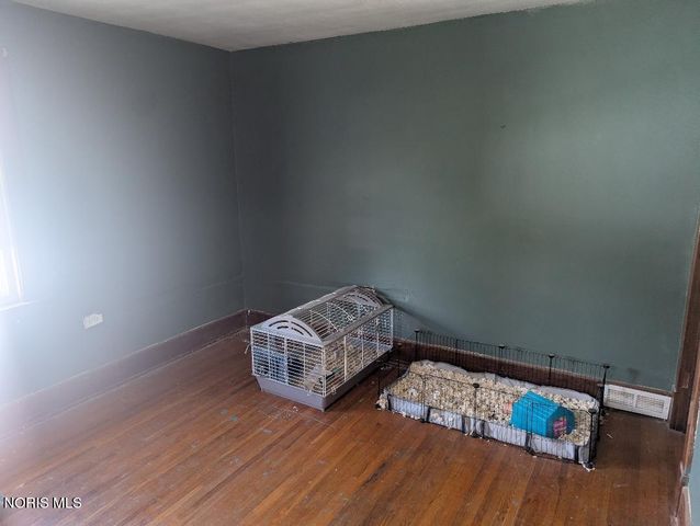 223 Valleywood Drive, Toledo, OH 43605