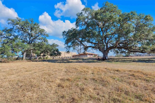 1243 North Jefferson Highway, La Grange, TX 78945