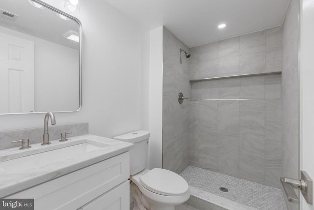 4910 66TH AVE, Hyattsville, MD 20784