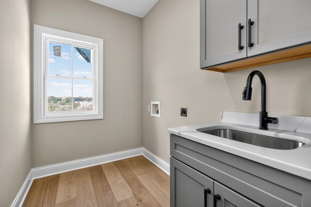 47 Hills Lane, Lancaster, KY 40444