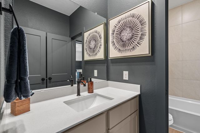 2033 Persimmon Cove Court, Katy, TX 77493
