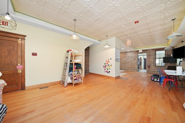 2347 Clarence Avenue, Berwyn, IL 60402