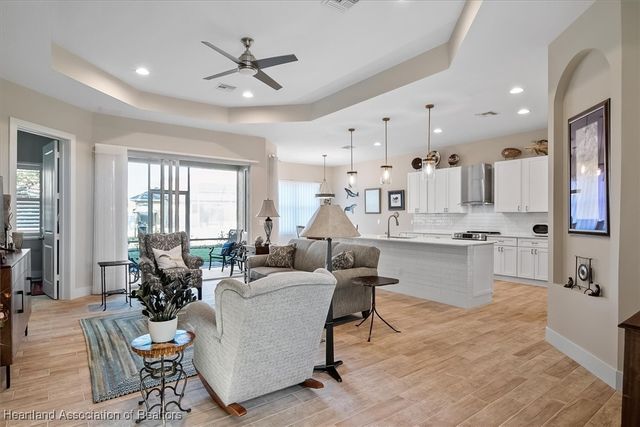 3025 Royal Oaks Court, Sebring, FL 33875