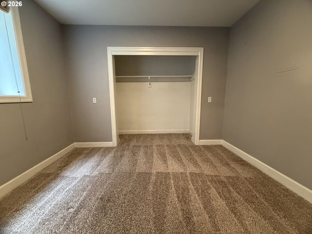 14210 Se ROLLING MEADOWS Dr, Happy Valley, OR 97086