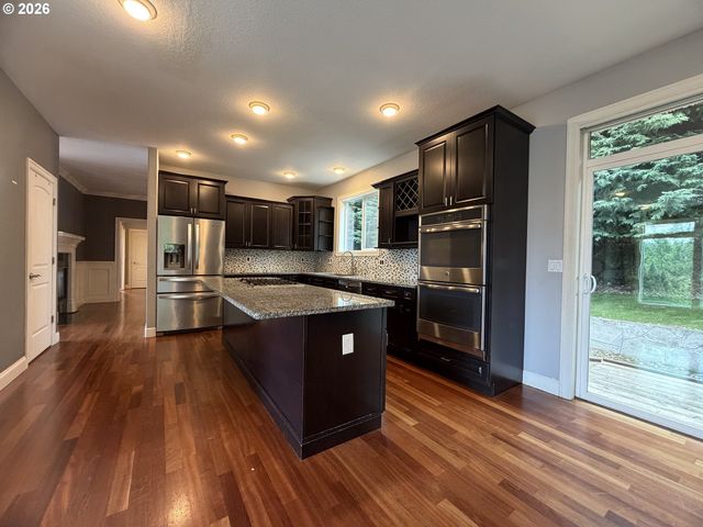 14210 Se ROLLING MEADOWS Dr, Happy Valley, OR 97086