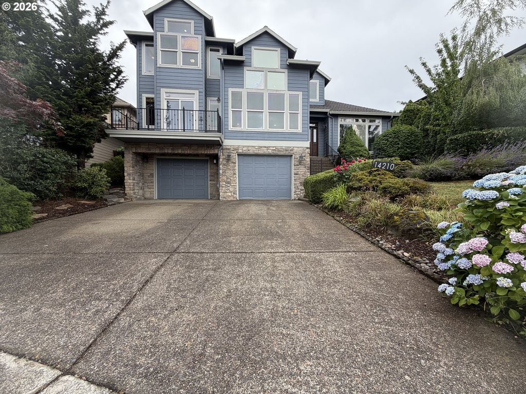 14210 Se ROLLING MEADOWS Dr, Happy Valley, OR 97086