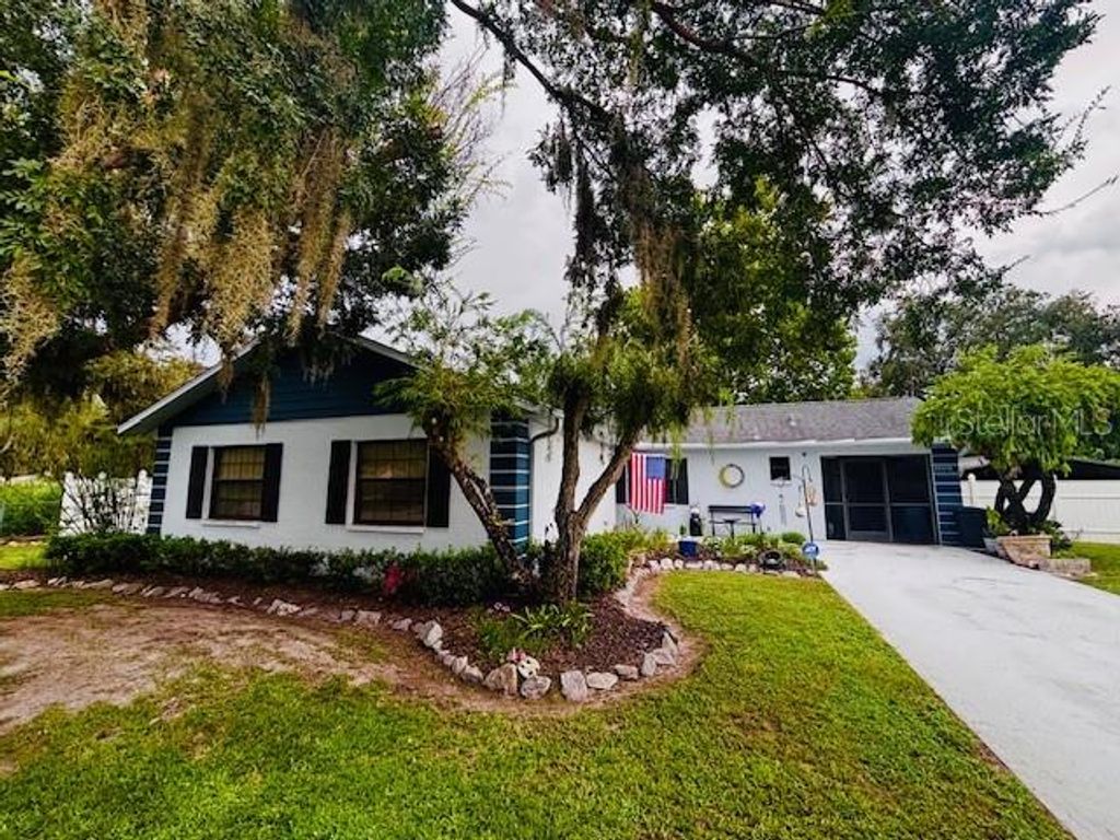 38648 FERM CIRCLE, Zephyrhills, FL 33540