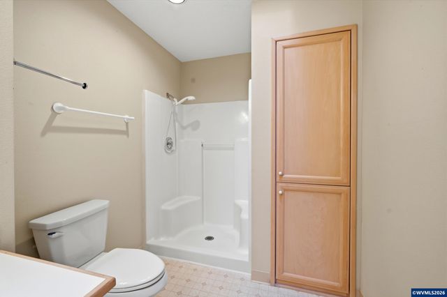 9721 SW Tualatin Rd, Tualatin, OR 97062